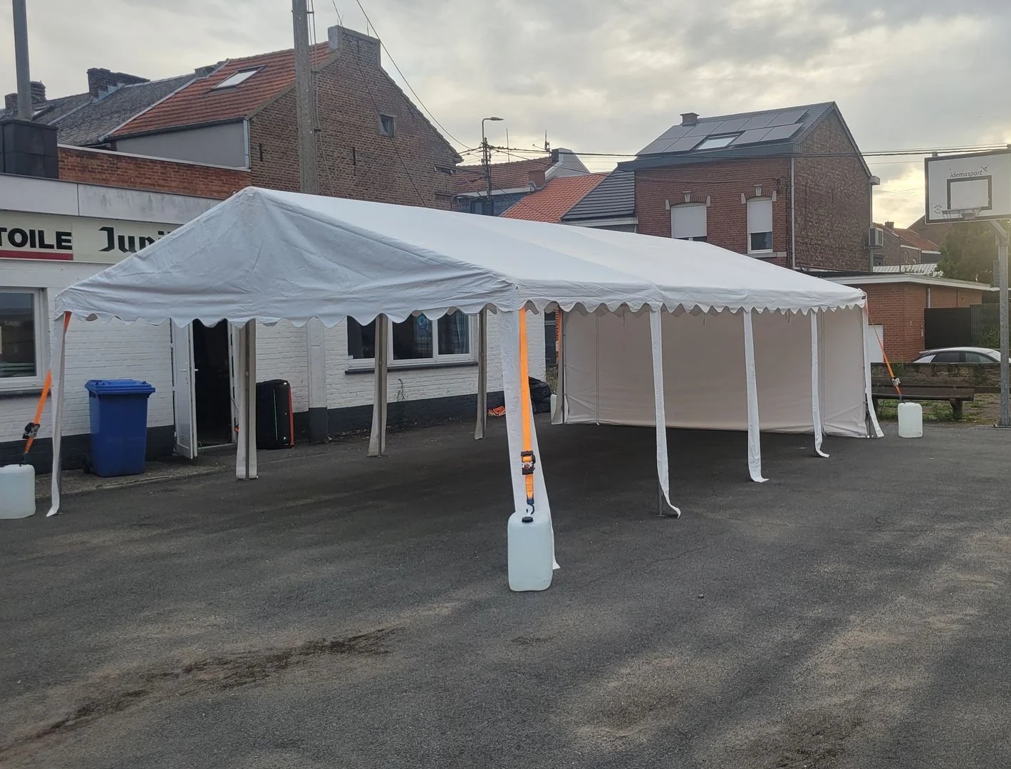 chapiteau évènementiel 5x8 mètres 